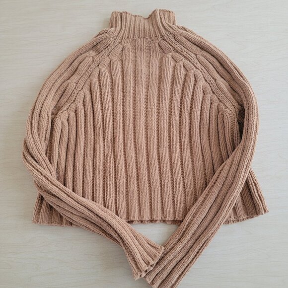 American Eagle Soft Cropped Sweater Tan XS Mock Neck - Picture 3 of 3